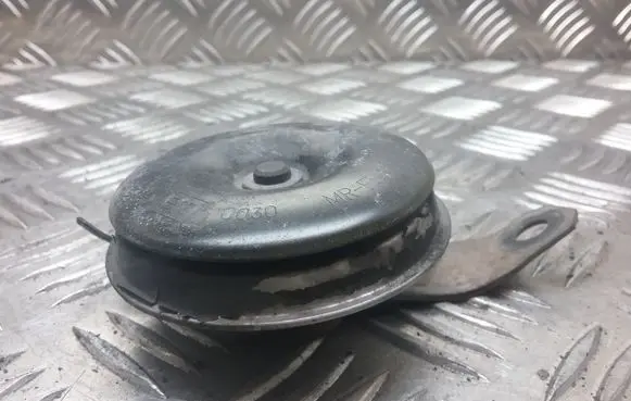 Toyota Prius (XW10) Horn signal