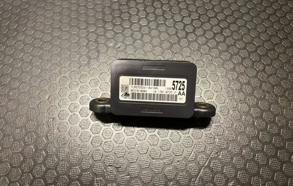 Opel Insignia A ESP acceleration yaw rate sensor 10170107253 1TR57252311041600 BE31B1060Q