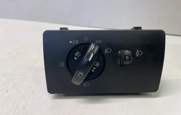 Ford Mondeo Mk III Light switch 1S7T13A024BC