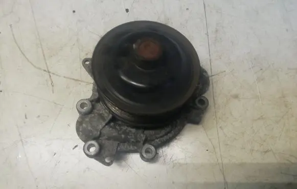 Mercedes-Benz E AMG W212 Water pump A6422020410