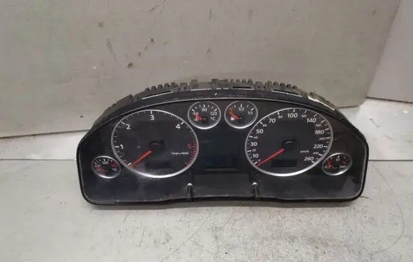 Audi A6 S6 C5 4B Speedometer (instrument cluster) 4B0920933