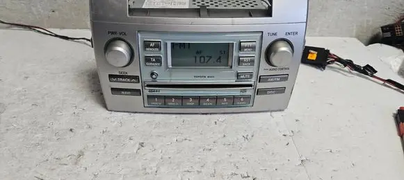 Radio/CD/DVD/GPS head unit