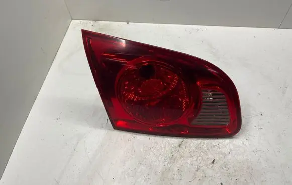 Tailgate rear/tail lights