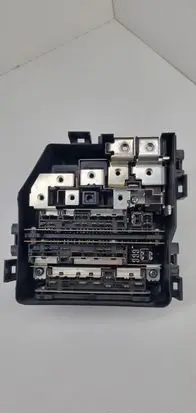 Honda CR-V Fuse module 25SWYE02
