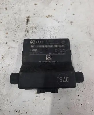 Audi A4 S4 B6 8E 8H Gateway control module 3C0907530C 3C0907951A