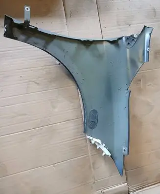 Renault Megane III Fender 8201560405