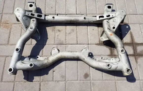 Mercedes-Benz E W212 Front subframe A212628012 A212628062