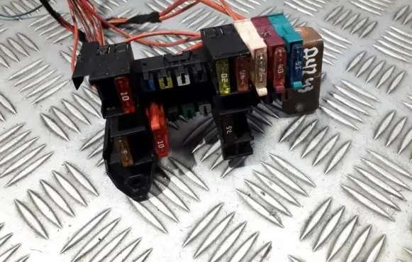 Mercedes-Benz Vito Viano W639 Fuse box set 10400579501