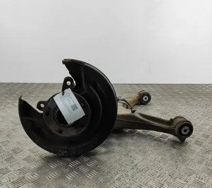 Volkswagen Transporter - Caravelle T6 Rear wheel hub 7E0501414A
