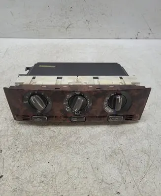 Volvo S40, V40 Climate control unit 889558