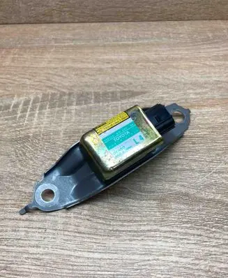 Toyota Prius (XW20) Airbag deployment crash/impact sensor 8983447020 1879000921