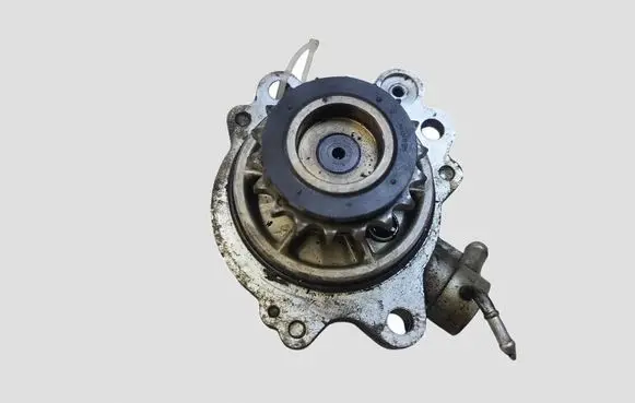 Mazda 6 Vacuum pump R2AA18G00 K2102