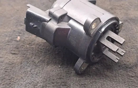 Volvo V50 EGR valve 216049521