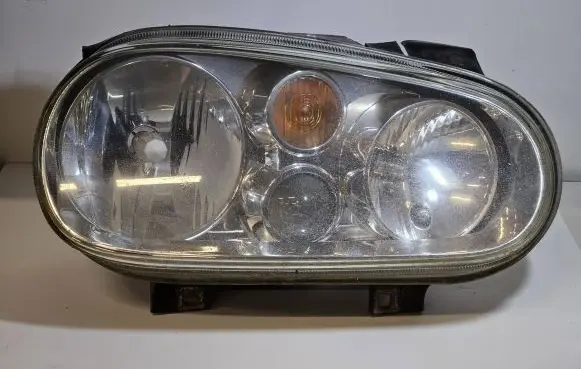Volkswagen Golf IV Headlight/headlamp 89307380