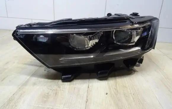 Volkswagen T-Roc Headlight/headlamp 2GA941035P