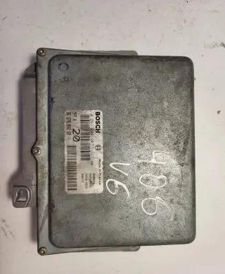 Peugeot 406 Engine control unit/module 9627890280 0261204407