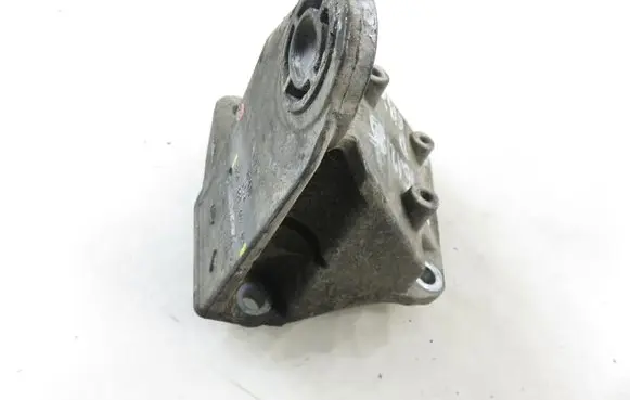 Audi A6 S6 C5 4B Gearbox mounting bracket 8D0399114AH