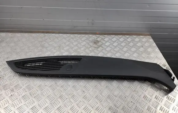 Chevrolet Camaro Panel trim 84124215