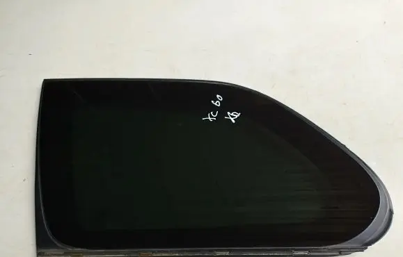 Volvo XC60 Rear side window A048587 5900203AA
