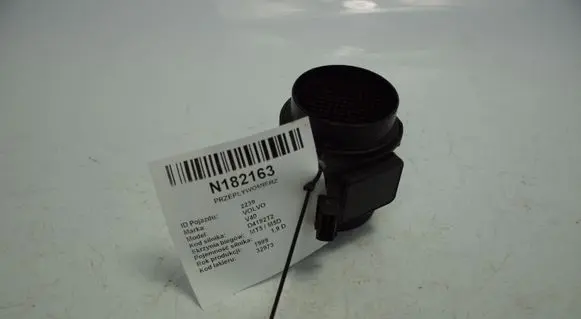 Volvo S40, V40 Mass air flow meter 7700105010B