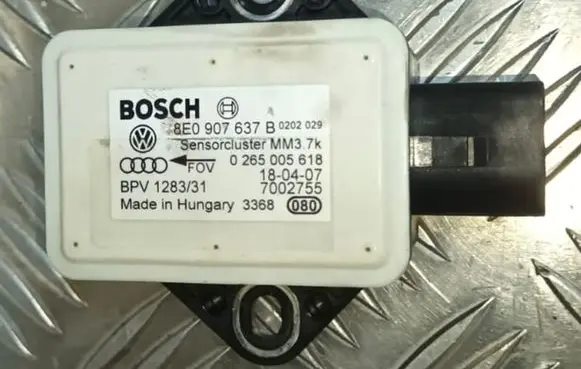 Audi A6 S6 C6 4F ESP acceleration yaw rate sensor 8E0907637