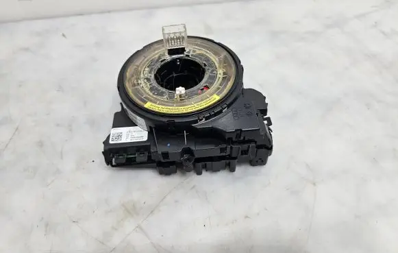 Audi A4 S4 B8 8K Airbag slip ring squib (SRS ring) 8K0953568F