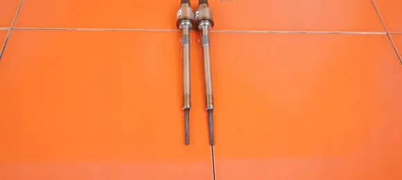 Opel Insignia A Glow plug 55590467 A20DTH SWIECA