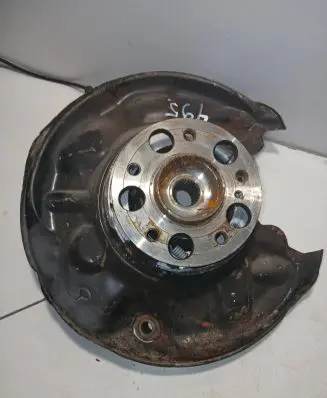 Mercedes-Benz CLC CL203 Rear wheel hub A2030705