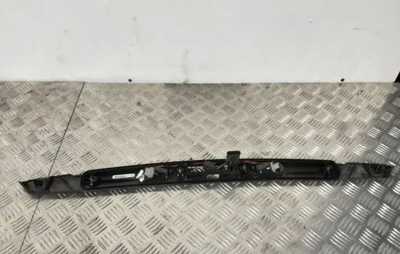 Jeep Cherokee Trunk door license plate light bar IUT72TRMA
