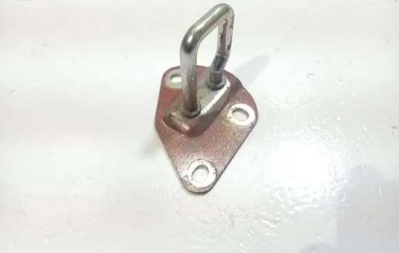 Lancia Ypsilon Rear door lock loop/hook striker 