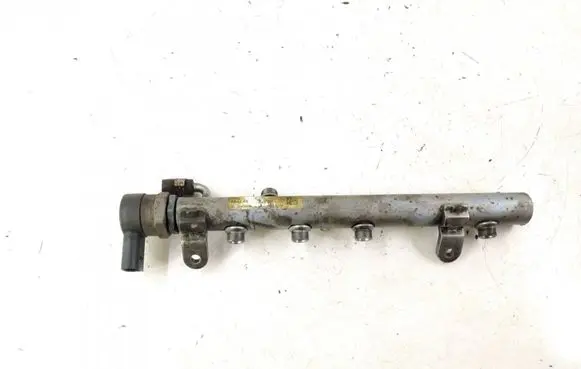 Mercedes-Benz C W204 Fuel main line pipe 6420702495 6420780149