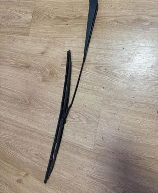 Ford Escort Front wiper blade arm 91AG17526 91AG17526A1A