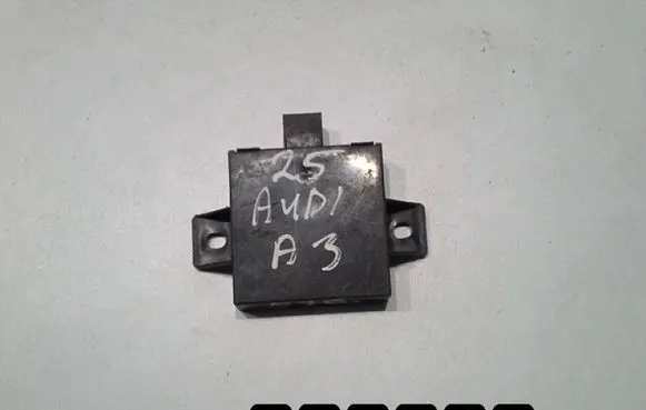 Audi A3 S3 8P Engine control unit/module 1k0907719b