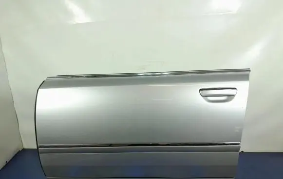 Audi A8 S8 D3 4E Front door
