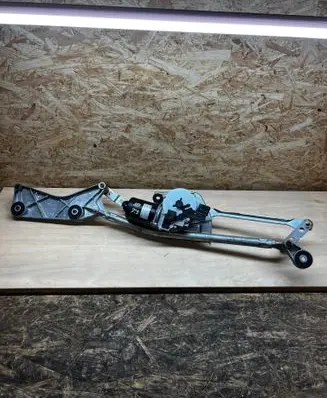 Mercedes-Benz GLE (W166 - C292) Front wiper linkage and motor A1668204400 2412720915 W000075103