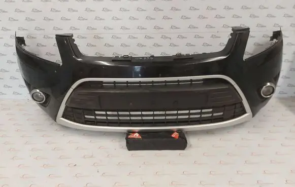 Ford Kuga I Front bumper 8V4117757A