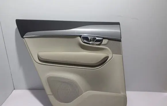 Volvo XC90 Rear door card panel trim 31393115