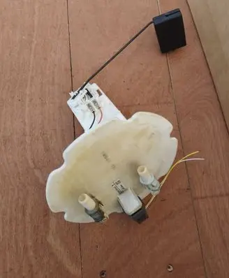 Fuel level sensor