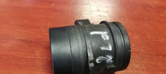 BMW 1 E82 E88 Mass air flow meter 7788743