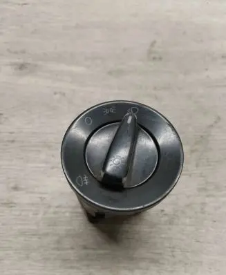 Volkswagen PASSAT B5 Headlight level height control switch