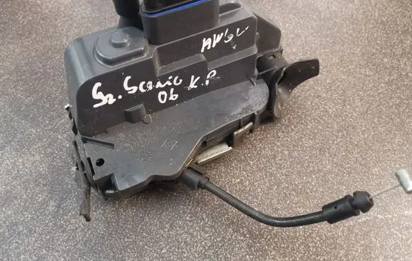 Renault Scenic II - Grand scenic II Front door lock 119124