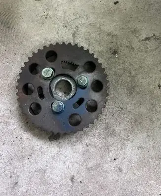 Volkswagen Touran I Camshaft pulley/ VANOS 038109111E