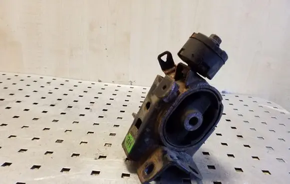 Toyota Corolla E120 E130 Gearbox mount