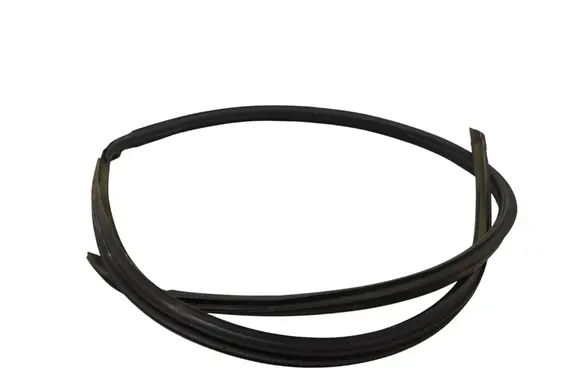 Peugeot Partner III Rear door rubber seal (on body) 