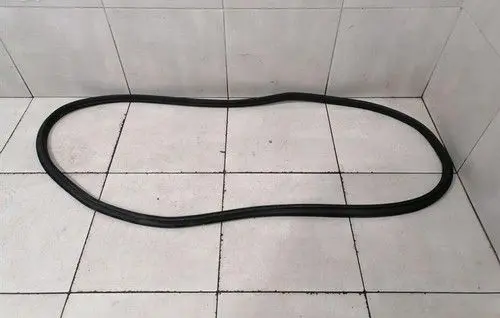 Porsche Taycan 9J1 Rubber seal front coupe door window 9J0827705