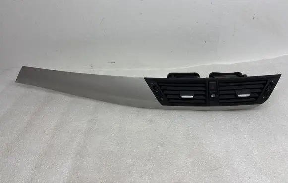 BMW X1 E84 Dash center air vent grill 2991235 1697010