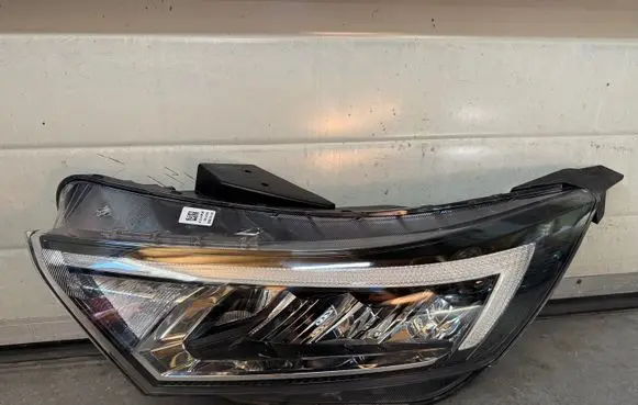 Hyundai i20 (BC3 BI3) Headlight/headlamp 92101Q0100