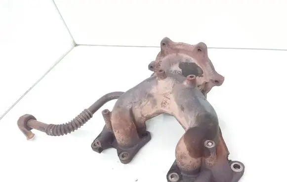 Nissan Primera Exhaust manifold