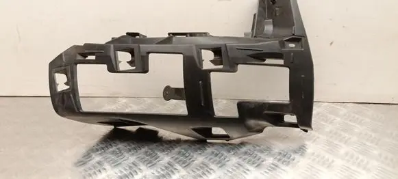Peugeot 5008 II Front bumper mounting bracket 9814784280