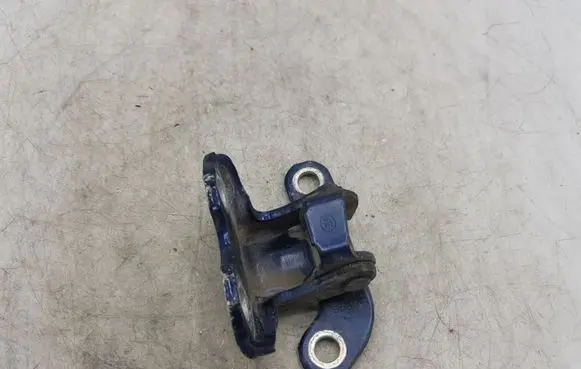 Toyota Auris 150 Rear door upper hinge NOCODE